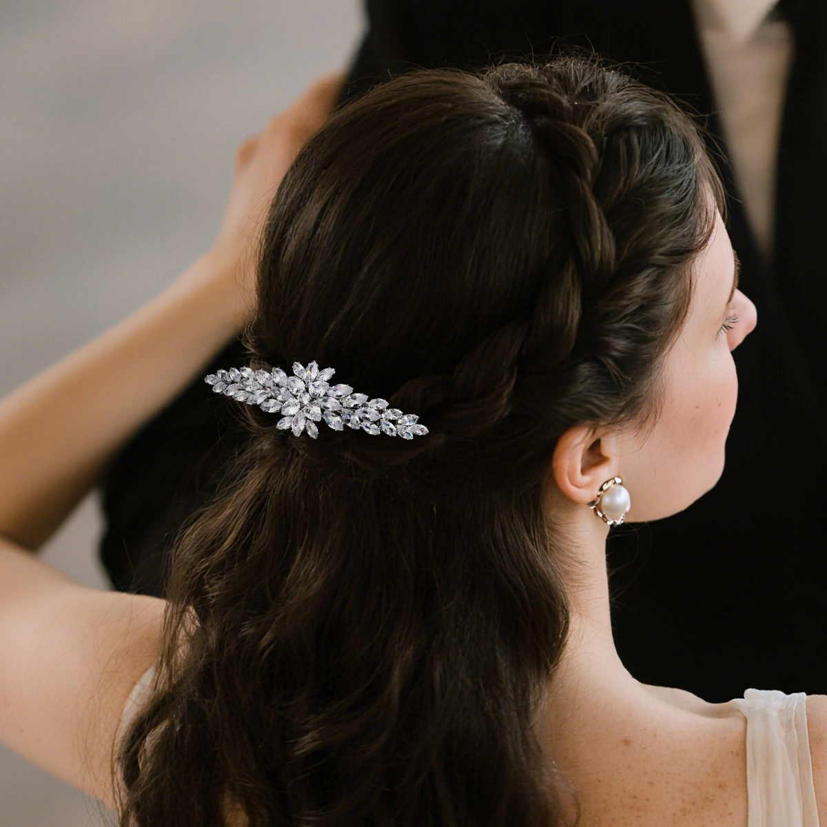 Exquisite Fashion Sparkly Zircon Headpiece New Style Daily Hair Clips Simple Bridal Wedding Hair Accessories 1