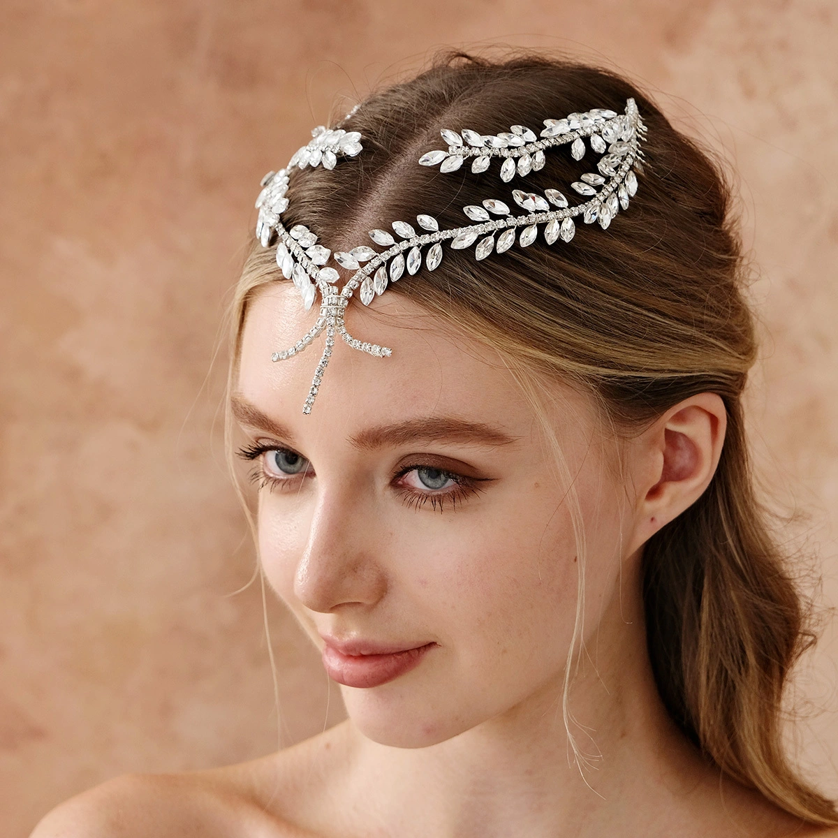 Luxurious Rhinestone Double Comb Headband Fashion Bridal Forehead Accessories Exquisite Handmade Hair Vine 1
