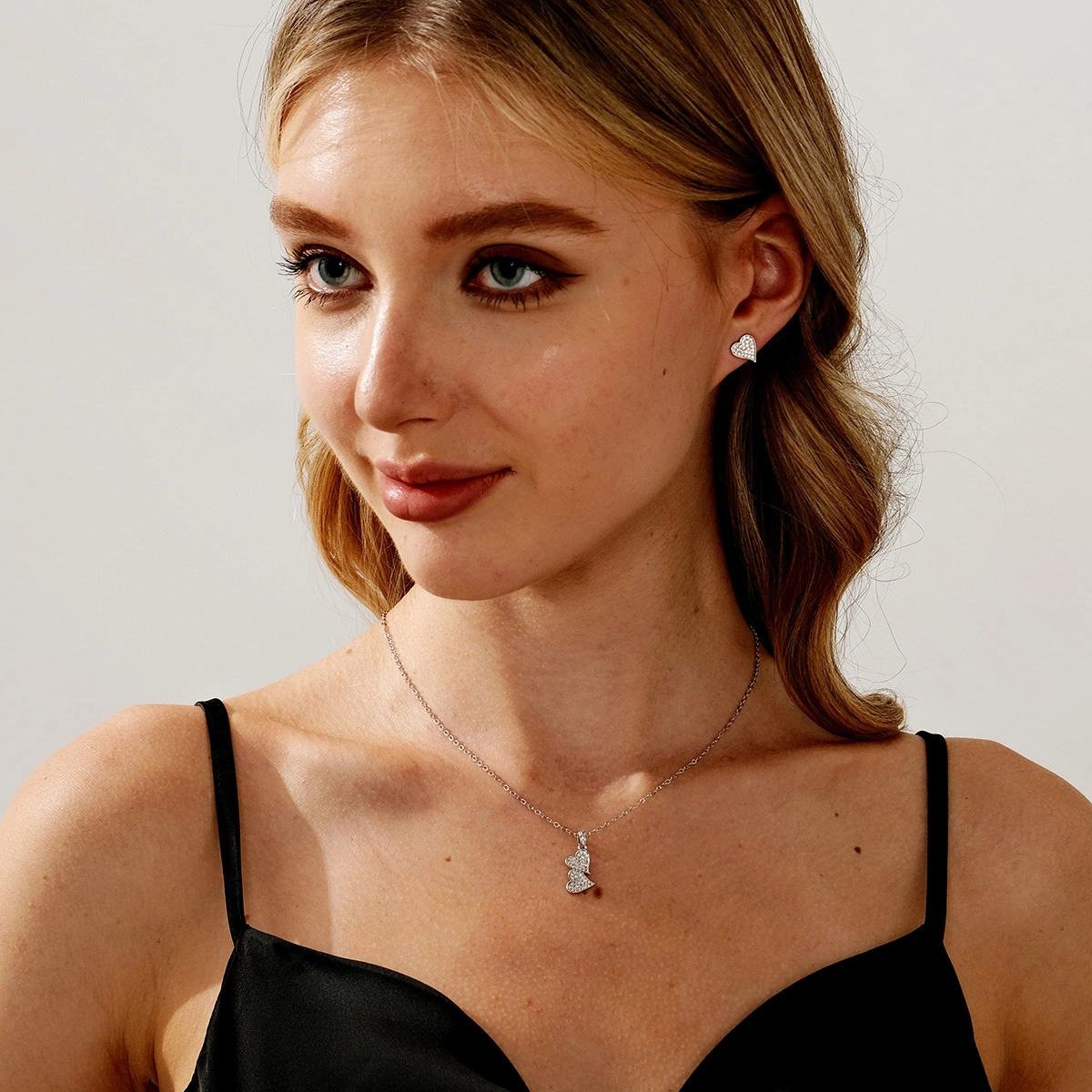 Exquisite Heart Design Necklace Earring Set Fashion Daily Accessories Women's Jewelry 1