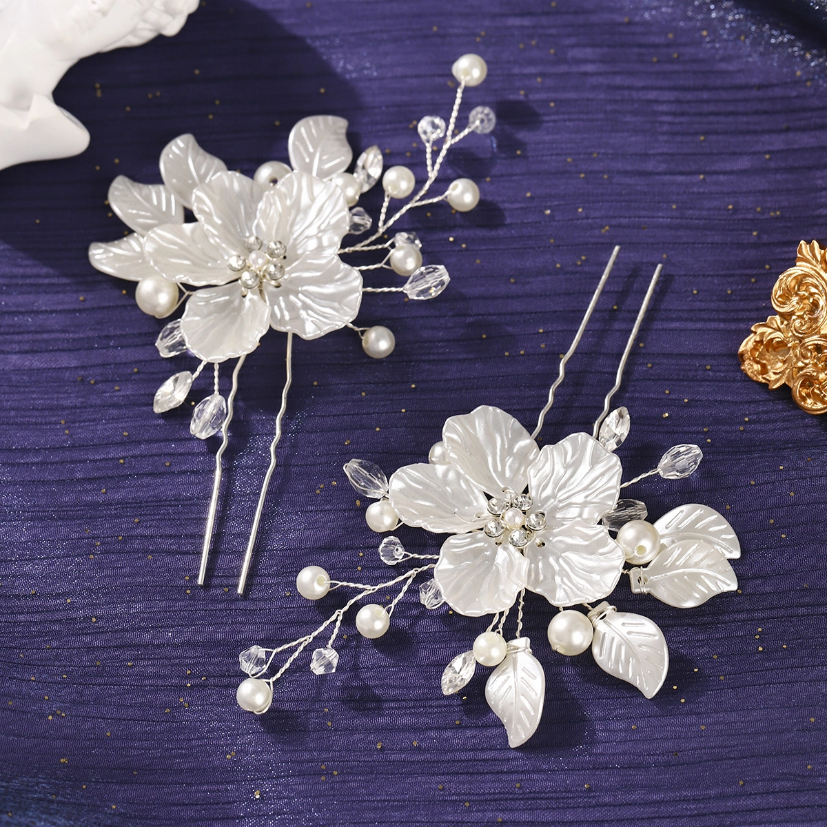 Sweet Bridal White Floral Updo Headpiece Elegant Women's Hairpins Exquisite Pearl Rhinestone Hair Stick 1