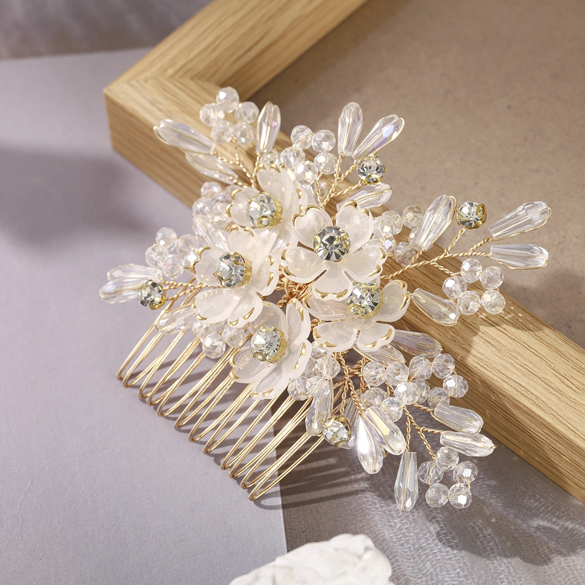 Exquisite Handmade Beaded Crystal Flower Hair Comb Wedding Banquet Party Updo Headpiece 1