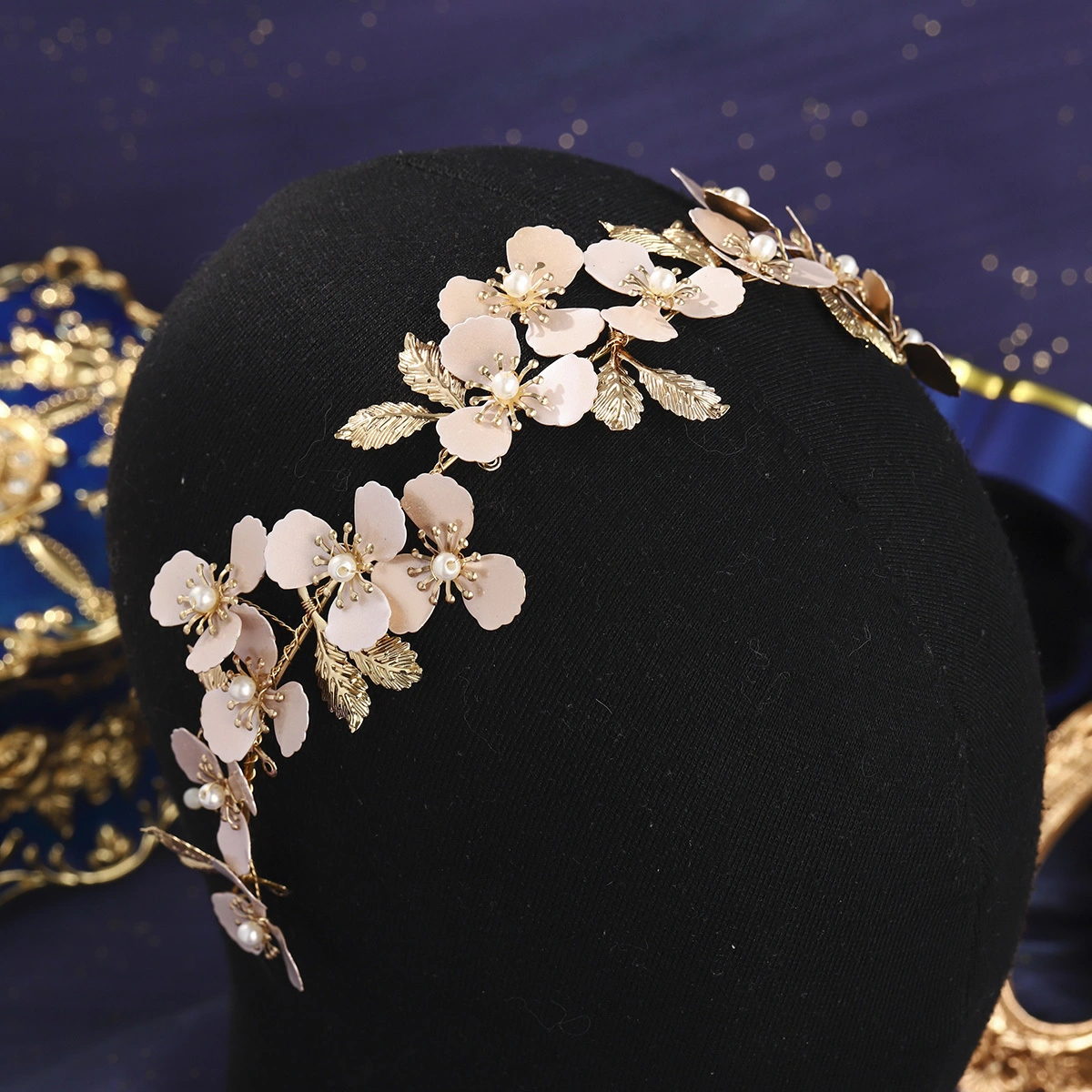 European American Bridal Wedding Headpiece Metal Flower Leaf Pearl Hairband Fashion Exquisite Handmade Accessories 1