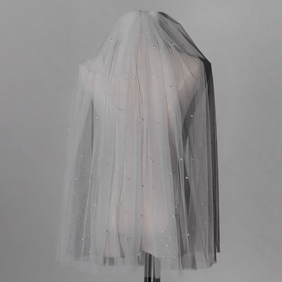Elegant Bridal Veil Exquisite Retro Imitation Pearl Veil Proposal Prop Wedding Headpiece 1