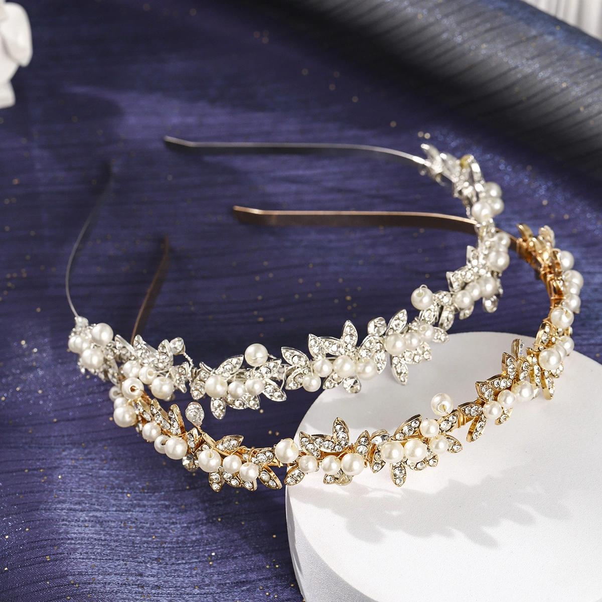 Fashion Bridal Wedding Headpiece Sweet Rhinestone Pearl Headband New Style Alloy Flower Leaf Design Headband 1