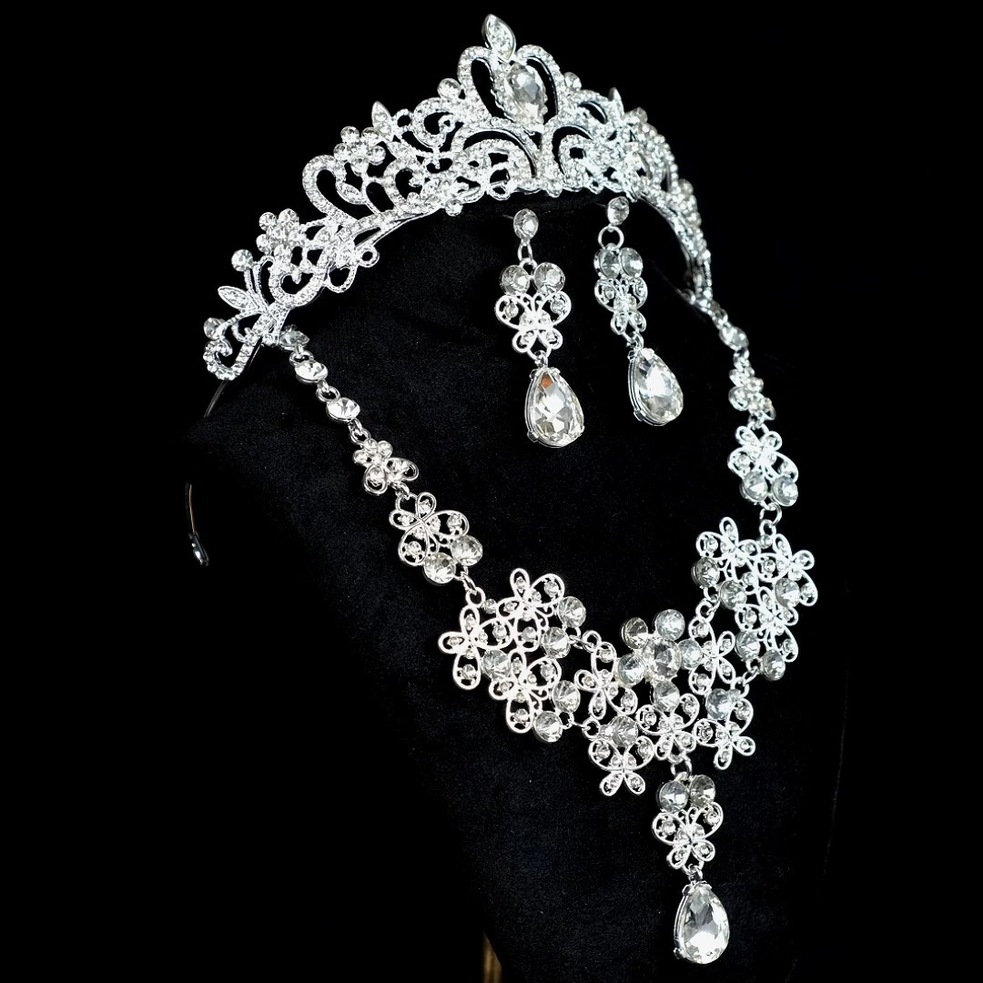 New Styles Bridal Silver Jewelry Set Luxury Rhinestone Crown Necklace Pendant Earrings Wedding Jewelry for Women 1