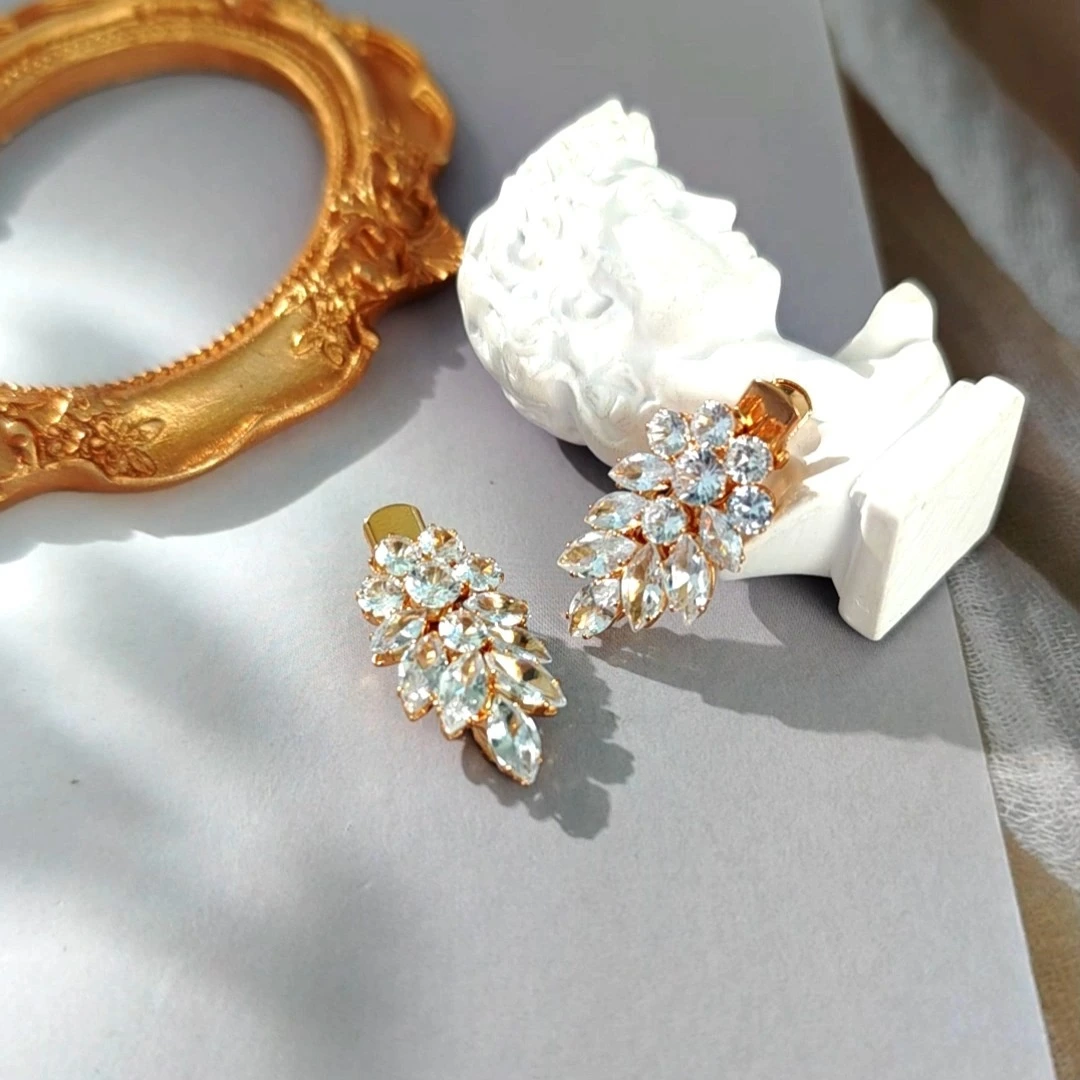 Light Luxury Shiny Zircon Hair Clips Leaf Design Fashion Women Girls Headpiece for Dates Parties Daily Wear 1