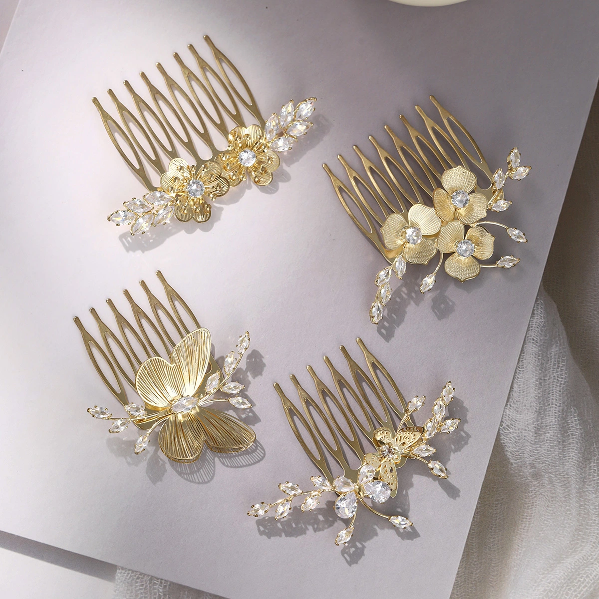 Retro Hollow out Flower Butterfly Design Hair Comb Bridal Wedding Headpiece Exquisite Sparkling Zircon Hair Comb 1